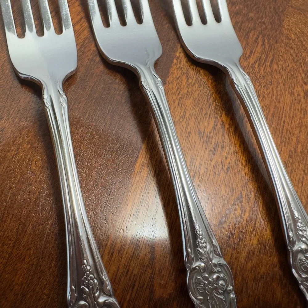 Oneida LOUISIANA Stainless Steel Flatware Lot of 3 Dinner Forks
